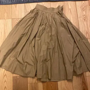 론 헤르만 베이지 플레어 스커트