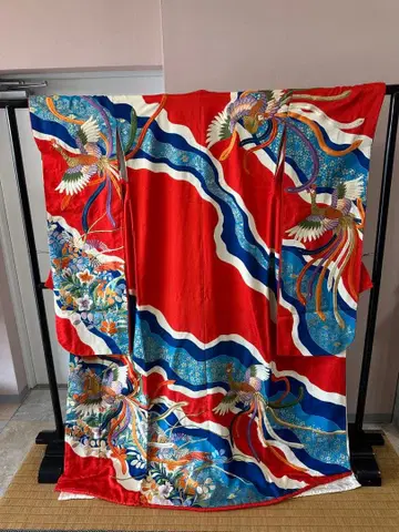 붉은 봉황 자수 기모노