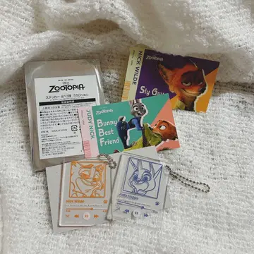 주토피아 닉 주디 아크릴 키링 스티커 로손 한정판