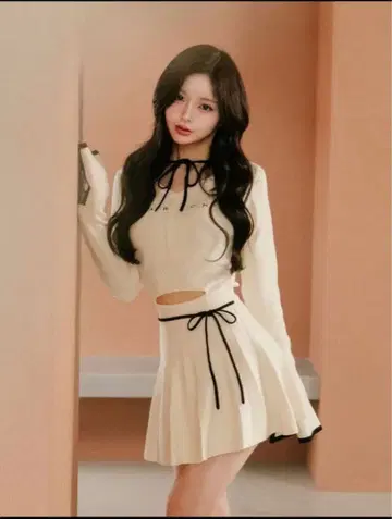 Darich 허리 오픈 리본 니트 미니 원피스