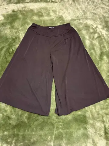 FOXEY NEW YORK 큐롯 40 다크 브라운