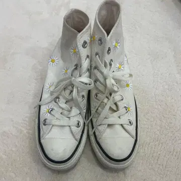 즉시 구매 가능 컨버스 하이컷 스니커즈 데이지 화이트 올스타