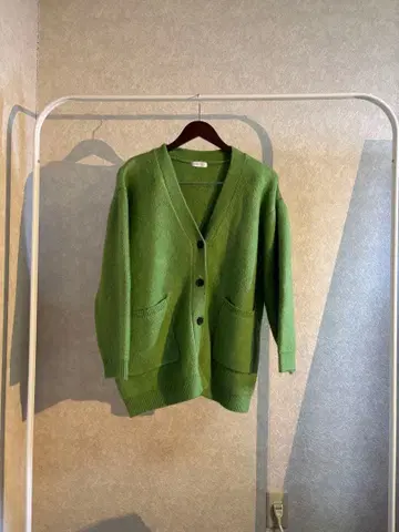 LOWRYS FARM V넥 가디건