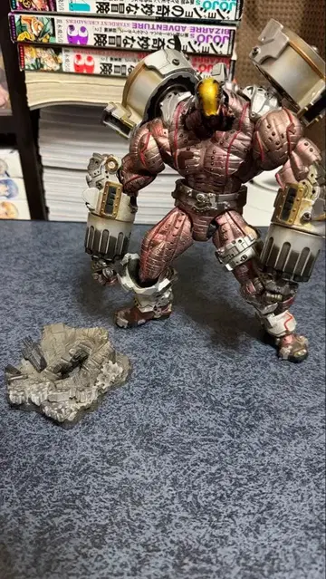 트라이건 피규어 모네브 더 게일 현 상태품