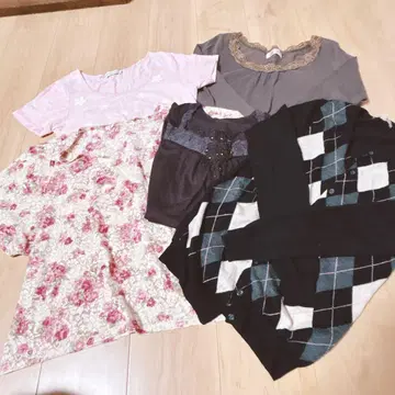 캐주얼한 꽃무늬 자수와 레이스 포함 긴팔 상의