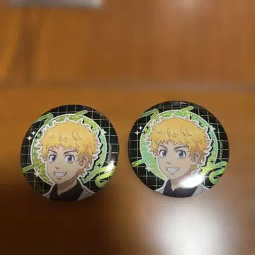 도쿄 리벤저스 트레이딩 홀로그램 캔뱃지 쇼핑ver. 하나가키 타케미치