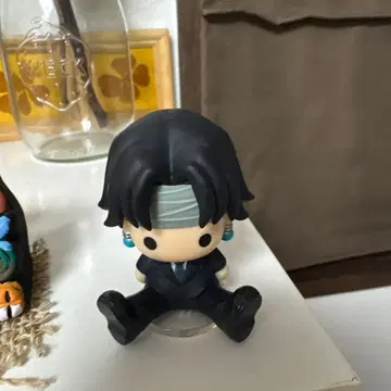 애니메이션 캐릭터 피규어 블랙