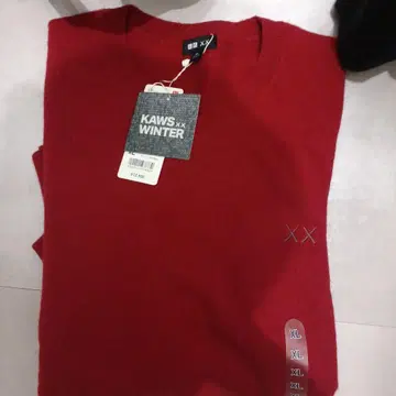 KAWS XX WINTER 스웨터 XL 레드