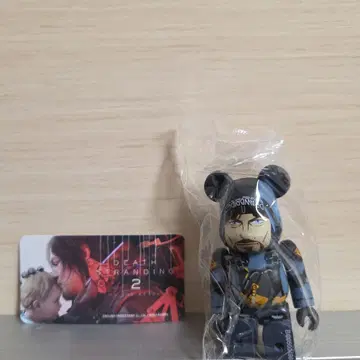 DEATH STRANDING 2 Bearbrick 100%