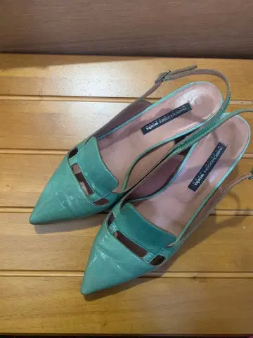 민트 그린 스틸레토 펌프스