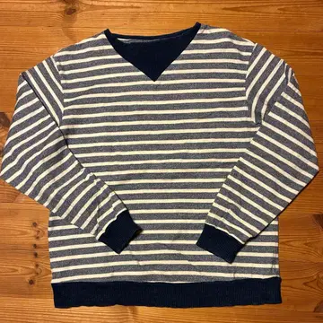 BLUE/BLUE 스트라이프 V넥 트레이닝복 사이즈 3