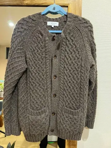 유나이티드 애로우즈 브라운 케이블 니트 가디건