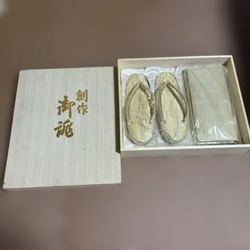 일본 의류 조리 백 골드 포멀 목 상자