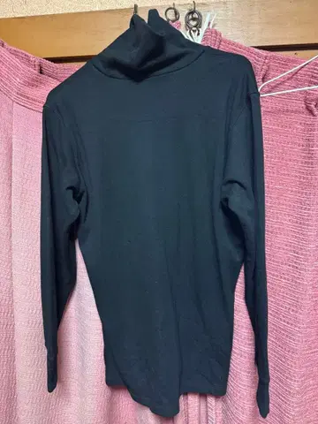 새상품급 UNIQLO 히트텍 울트라 웜 터틀넥 초극난 M