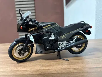 Kawasaki Ninja 1/12 스케일 모델