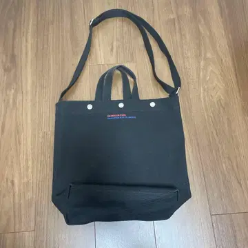 Calvin Klein Jeans 블랙 숄더백 토트백