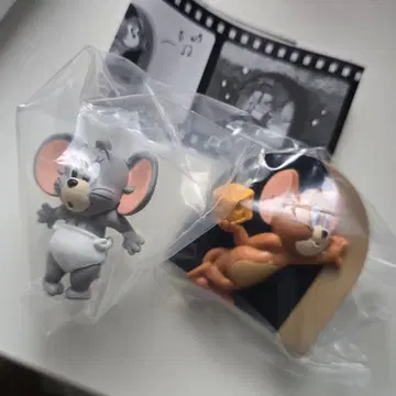 톰과 제리 가챠가챠 제리와 태피가 있는 집 피규어