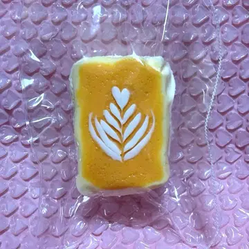kikisquishy 라떼 아트 빵