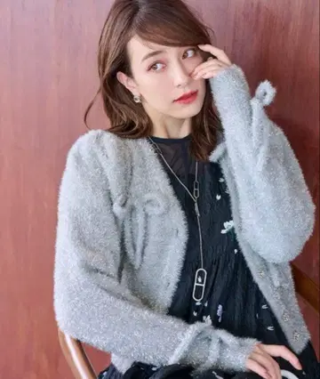 체스티 반짝반짝 라메 가디건 그레이