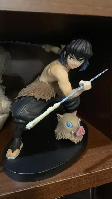 귀멸의 칼날 하시비라 이노스케 피규어