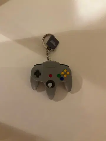 Nintendo 64 컨트롤러 키링