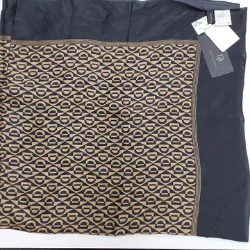 DANAPARIS 실크 스카프