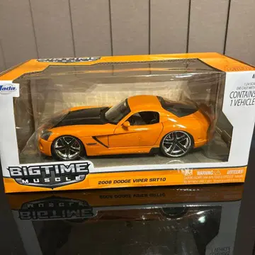 BIGTIME MUSCLE 2008 DODGE VIPER SRT10