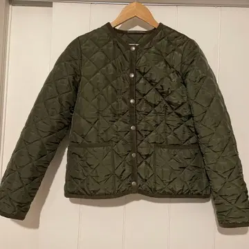 올리브색 퀼팅 자켓