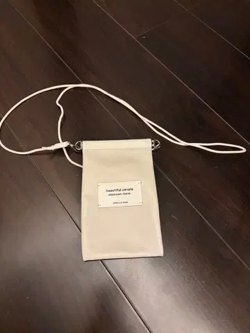 뷰티풀피플 스마트폰 숄더