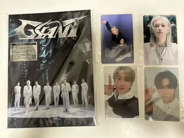 Stray Kids GIANT 초회 생산 한정판 B 트레이딩 카드 포함