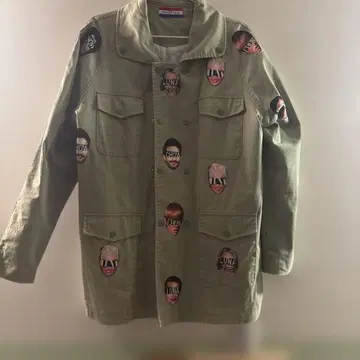 얼굴 프린트 올리브 그린 밀리터리 자켓