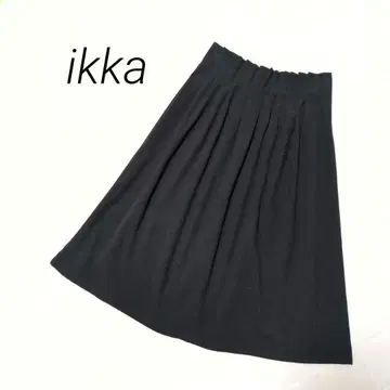 ikka 이카 플레어 스커트 개더 허리 전체 밴딩 심플 블랙