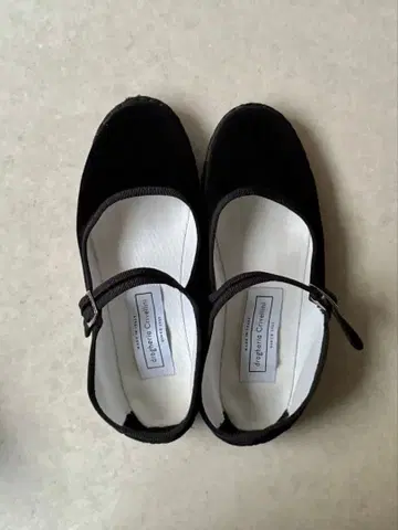 드로게리아 크리벨리니 멜리 제인 37 블랙