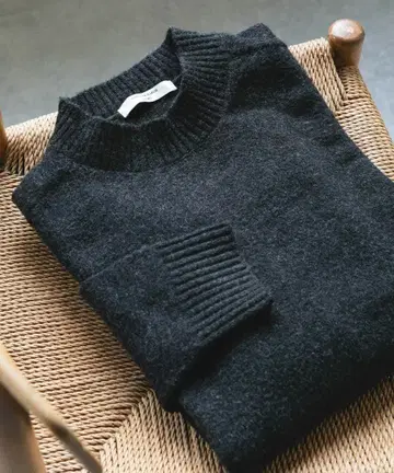 시착만 한 울 혼방 촉촉 하이넥 니트 그레이