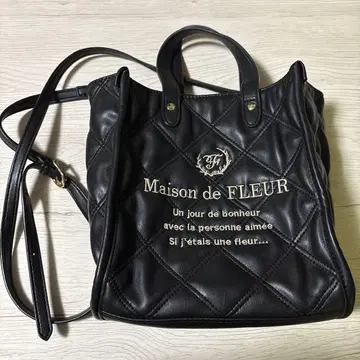 Maison de FLEUR 블랙 숄더백