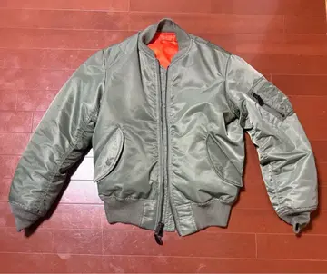 AVIREX MA-1 플라이트 자켓 올리브