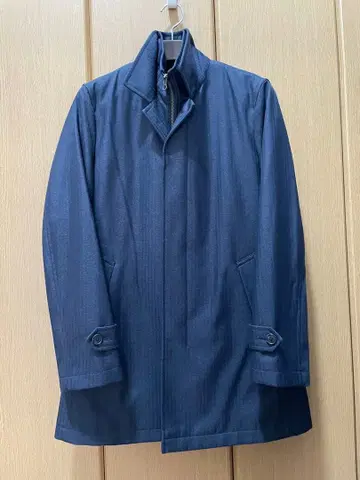 Kent Ave 스탠드 카라 코트 베스트 포함