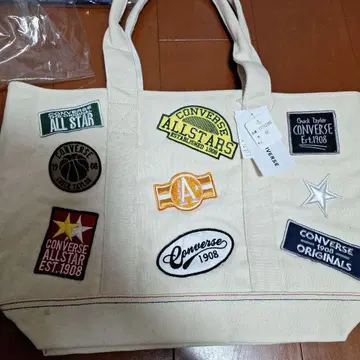 Converse 패치 부착 토트백 아이보리