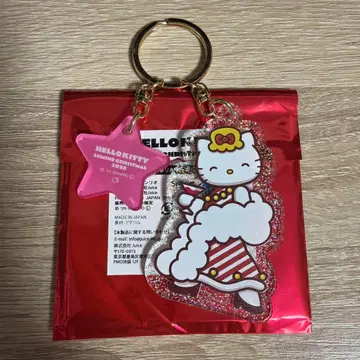 헬로키티 루미네 크리스마스 2025 아크릴 키링