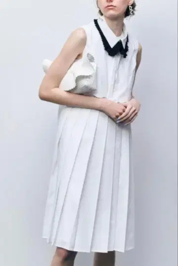 [컨디션 최상] 셀포드 A라인 플리츠 원피스 36