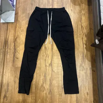 mnml 블랙 카고 팬츠 L 사이즈