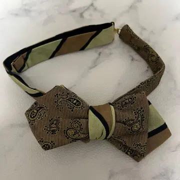 지라프 giraffe 나비 넥타이 넥타이