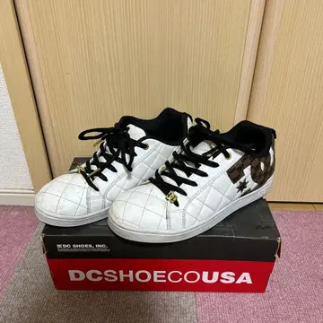 DC [디씨] 스니커즈