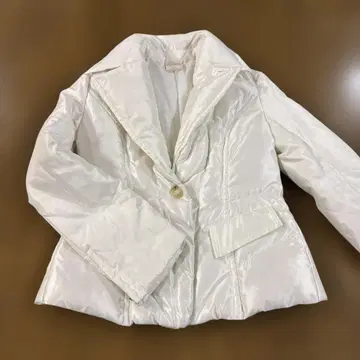 [ sutseso ] 화이트 다운 자켓