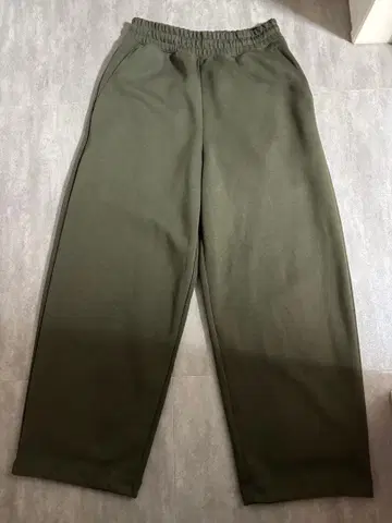 [ 초레어 ] 유니클로C 맨투맨 와이드 팬츠 올리브 S