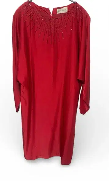 비즈 자수 빨간색 긴팔 원피스