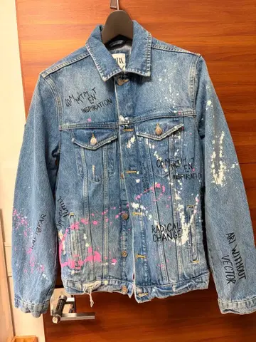 ZARA 페인트 디자인 데님 자켓 S