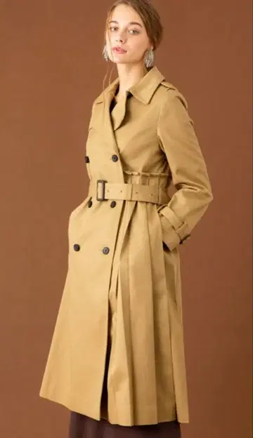 UNITED TOKYO 베이지 트렌치코트