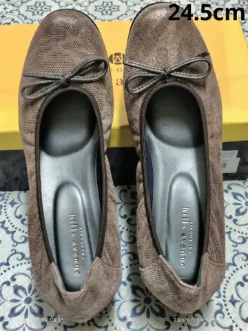 힐스 애비뉴 브라운 발레 슈즈