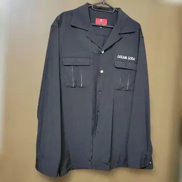 크림 소다 포켓 박스 플리츠 셔츠 BLACK